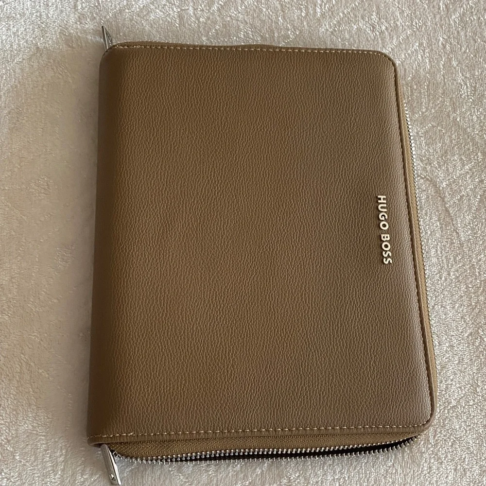 Hugo Boss Tan Leather A5 office folder